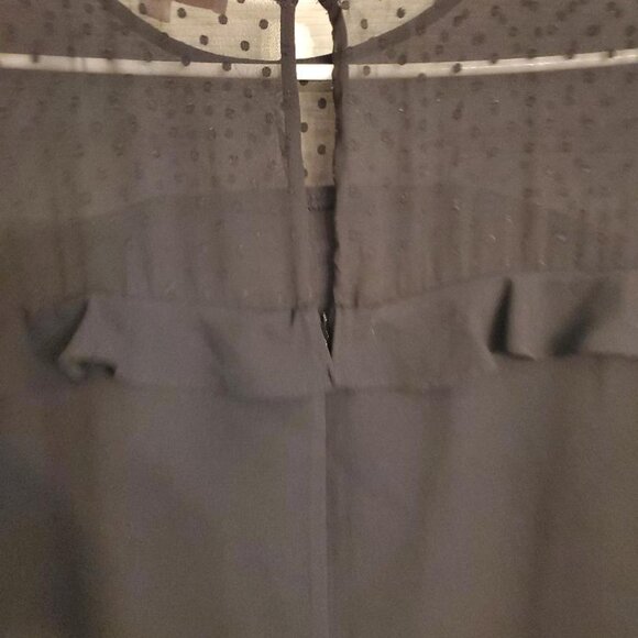 Black Dress - Picture 5 of 7